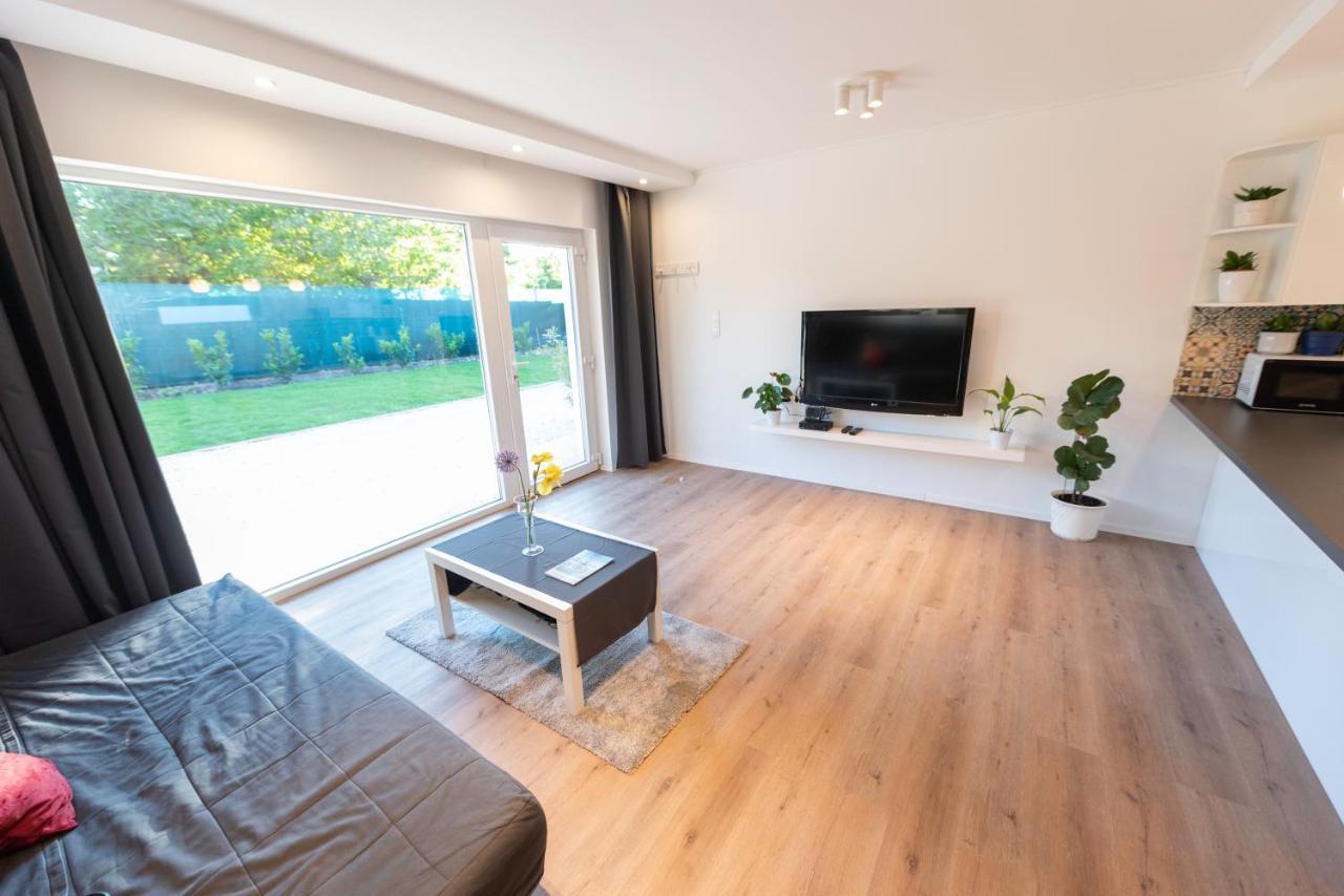 Pitypang Apartman Kapolnasnyek Buitenkant foto